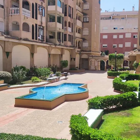 Sol Y Mar En Torrevieja, Con Piscina Y Garaje Privado